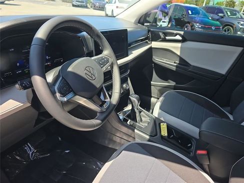 Used 2025 Volkswagen Taos S FWD image 10