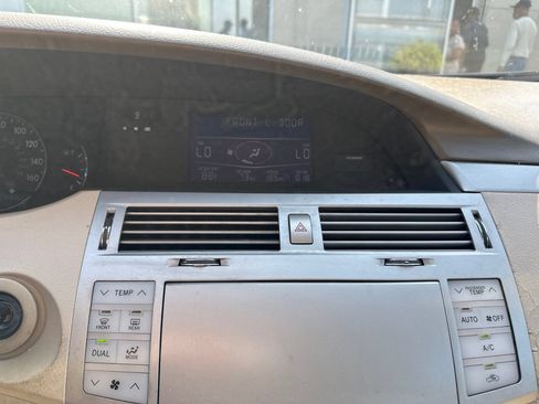 Used 2009 Toyota Avalon XL FWD image 10