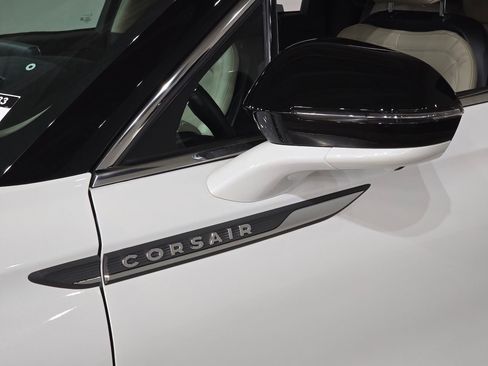 New 2026 Lincoln Corsair Reserve image 13