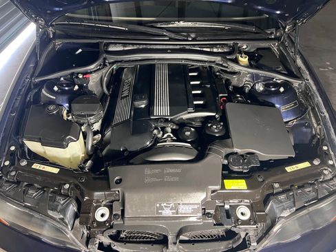 Used 2002 BMW 325Ci 325Ci Coupe 2D image 40