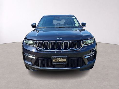 Used 2023 Jeep Grand Cherokee Limited image 2