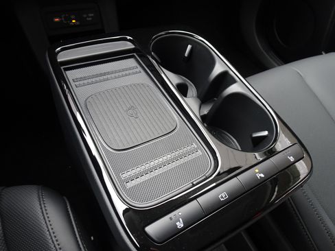 New 2026 Hyundai Ioniq 5 SEL image 16