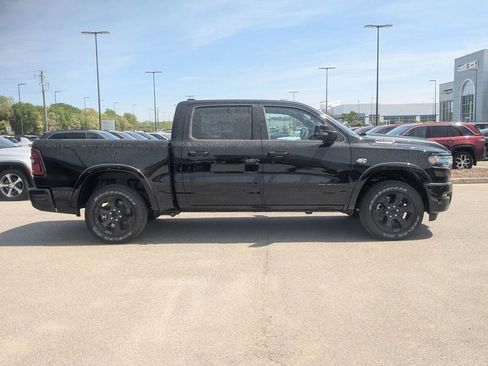 New 2026 RAM 1500 Big Horn AWD/4WD image 6