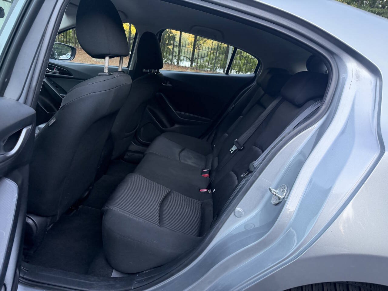 Used 2014 MAZDA MAZDA3 i Touring FWD image 12