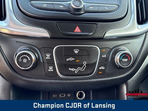 Used 2020 Chevrolet Equinox LT w/ LPO, Floor Liner Package FWD image 26
