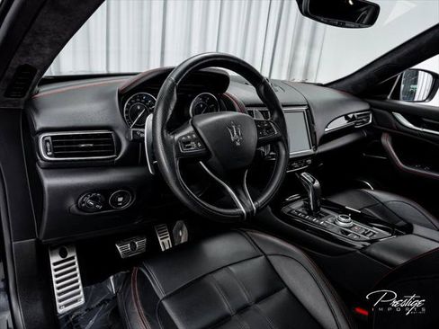Used 2022 Maserati Levante Modena AWD/4WD image 23