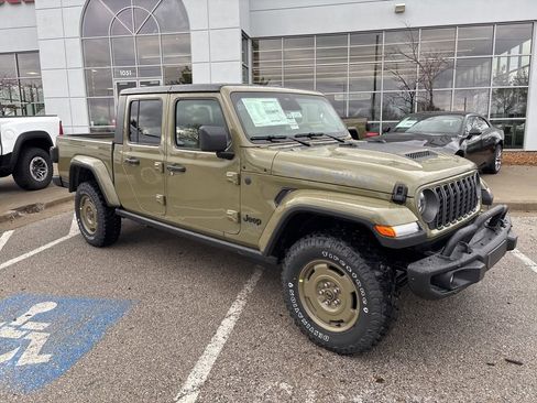 New 2026 Jeep Gladiator Sport image 37