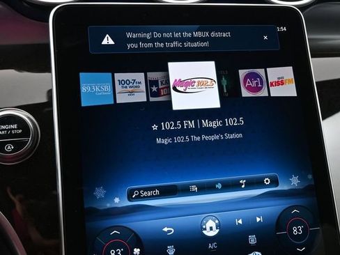 Used 2025 Mercedes-Benz GLC 300 image 3