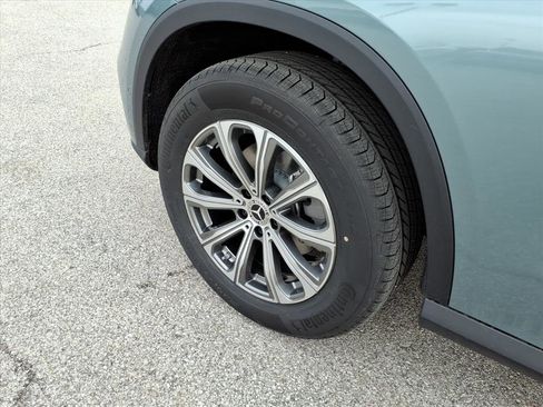 New 2026 Mercedes-Benz GLC 300 4MATIC image 9