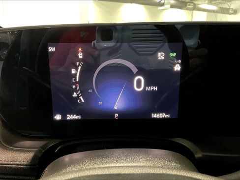 Used 2024 Buick Encore GX Preferred FWD image 13