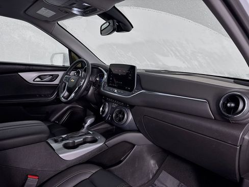 Used 2024 Chevrolet Blazer LT image 30