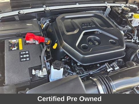 Used 2025 Jeep Wrangler Unlimited Sahara AWD/4WD image 21