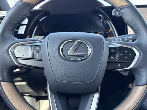 Used 2024 Lexus RX 350 w/ Convenience Package image 24