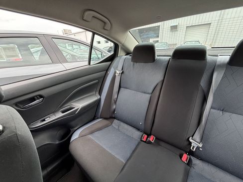 Used 2025 Nissan Versa SV FWD image 37