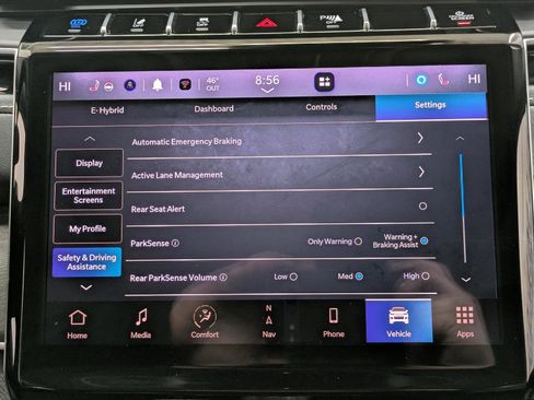 Used 2023 Jeep Grand Cherokee 4WD 4xe image 8