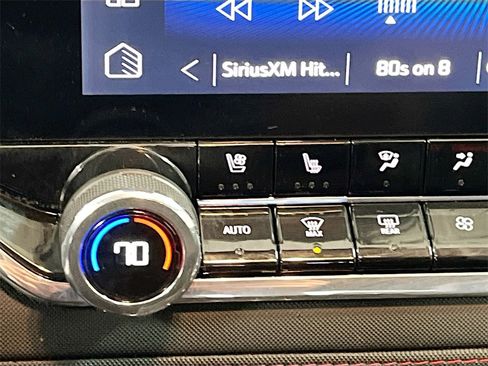 Used 2025 Chevrolet Colorado Z71 w/ Technology Package image 20