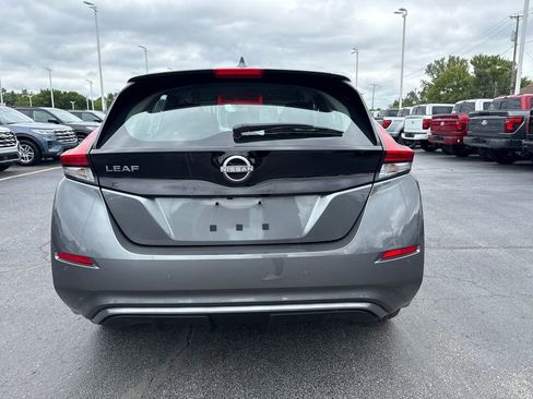 Used 2023 Nissan Leaf S image 8