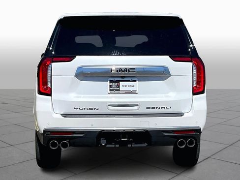 Used 2024 GMC Yukon Denali image 5