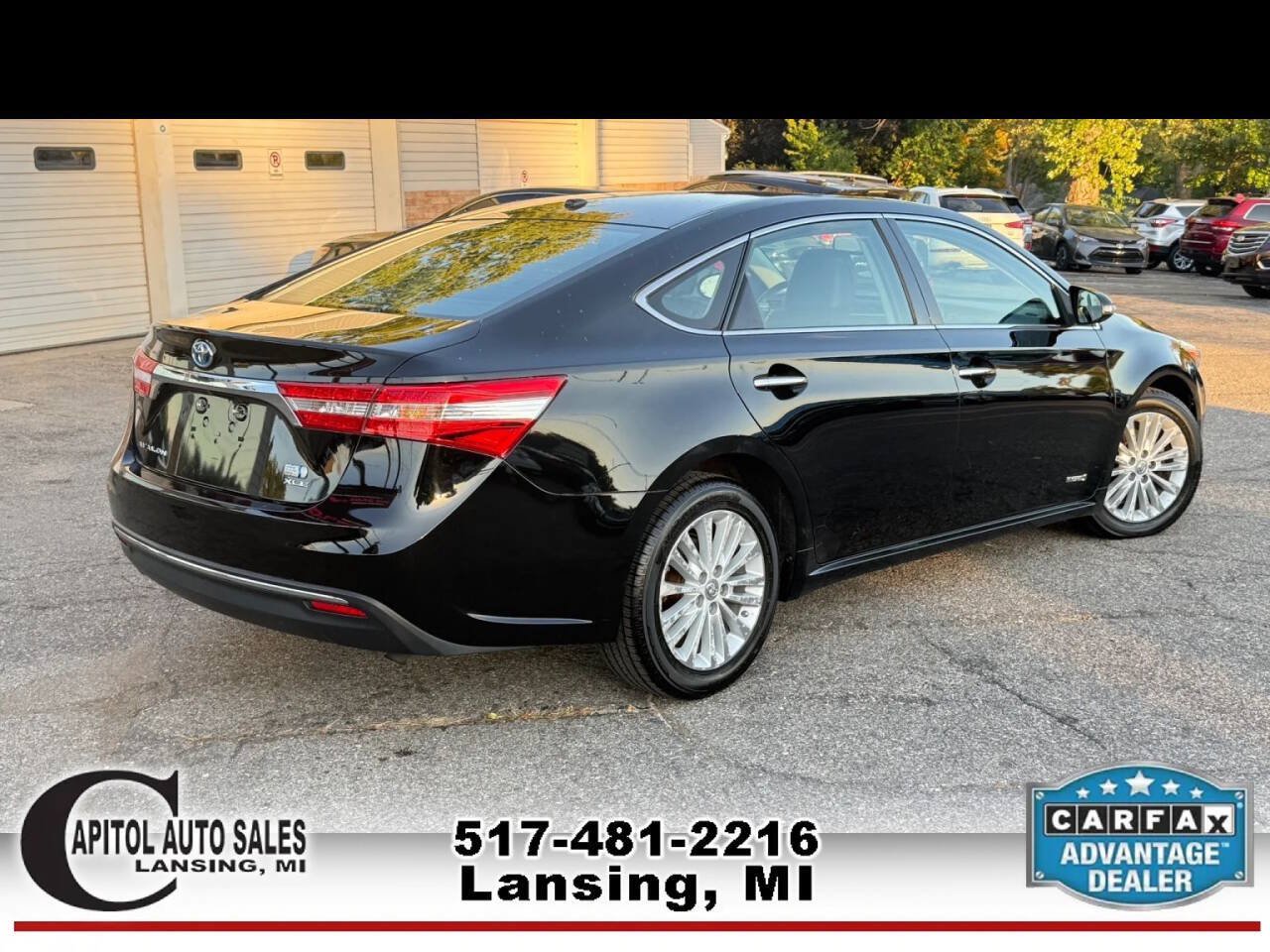 Used 2014 Toyota Avalon XLE Touring FWD image 4