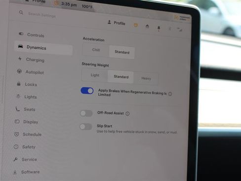 Used 2024 Tesla Model Y Long Range image 16