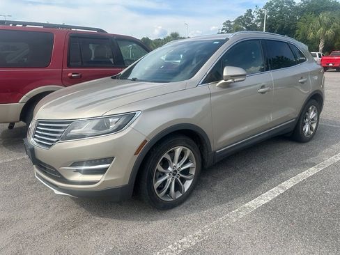 Used 2015 Lincoln MKC FWD w/ Equipment Group 101A Select image 2