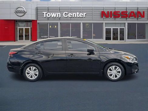 Certified 2025 Nissan Versa S w/ Trunk Package FWD image 8