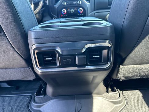 Used 2022 GMC Sierra 1500 Denali w/ Denali Premium Package AWD/4WD image 24