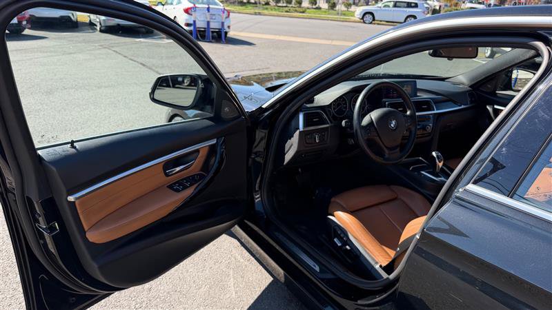 Used 2018 BMW 340i xDrive Sedan w/ Premium Package AWD/4WD image 20