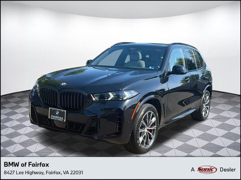 Used 2024 BMW X5 xDrive40i w/ M Sport Package AWD/4WD image 1