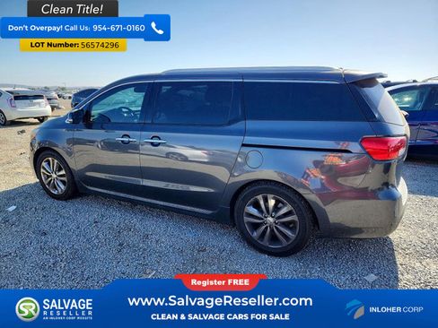 Used 2017 Kia Sedona SX Limited w/ Option Group 030 FWD image 3