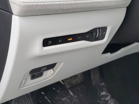 New 2026 Jeep Cherokee Laredo image 13