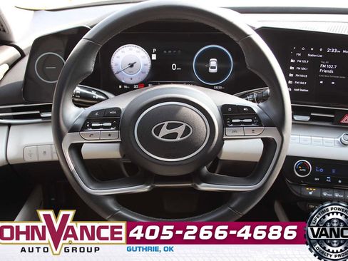 Used 2024 Hyundai Elantra Limited image 30