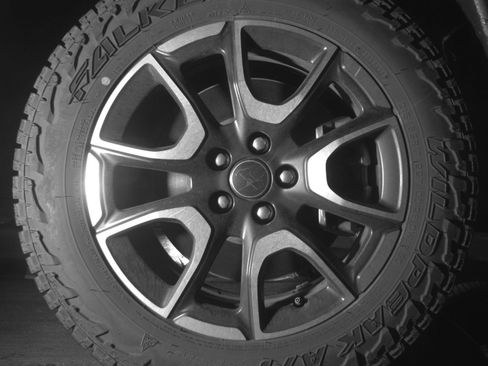 Used 2025 Jeep Compass Trailhawk AWD/4WD image 16