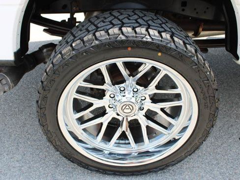 Used 2019 Ford F250 XLT AWD/4WD image 16