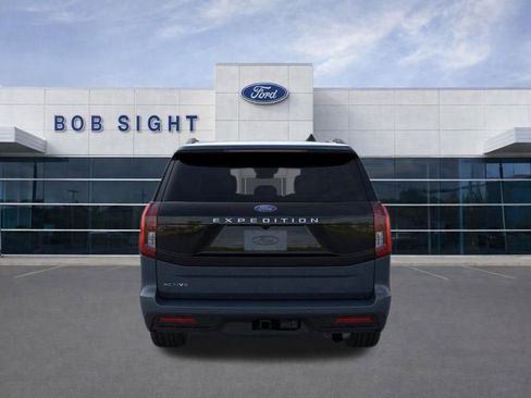 New 2026 Ford Expedition Active image 7