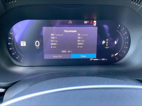 New 2026 Volvo XC60 B5 Plus w/ Climate Package image 19