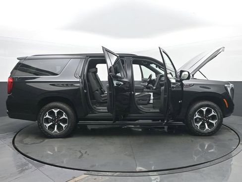 New 2026 GMC Yukon XL AT4 w/ AT4 Premium Plus Package image 59