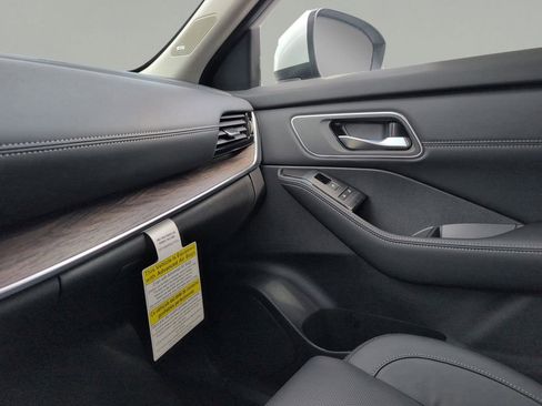 New 2026 Nissan Rogue Platinum AWD/4WD image 31