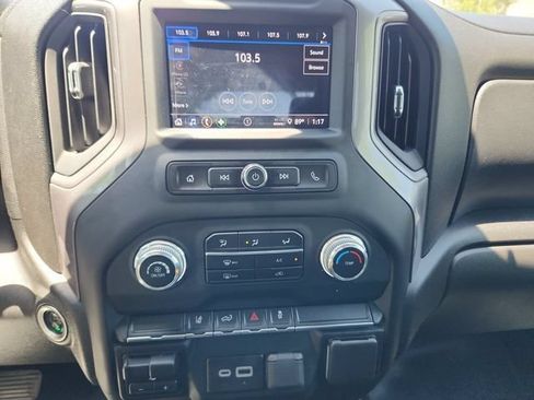 Used 2024 GMC Sierra 2500 Pro w/ Convenience Package AWD/4WD image 12