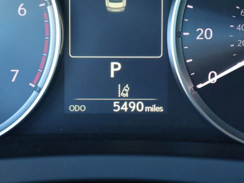 Used 2025 Lexus IS 300 w/ Comfort Package image 19