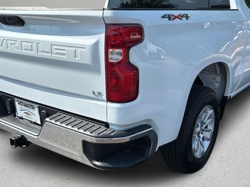 Used 2025 Chevrolet Silverado 1500 LT AWD/4WD image 13