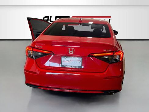 Used 2024 Honda Civic Sport image 6