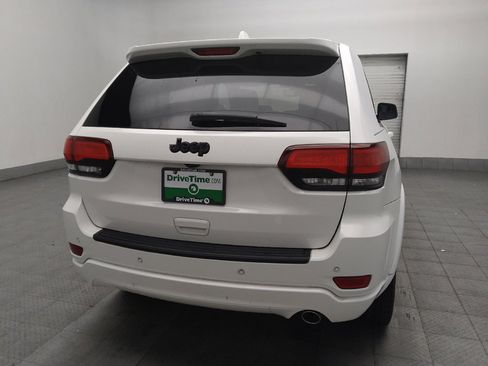 Used 2019 Jeep Grand Cherokee Altitude RWD image 7