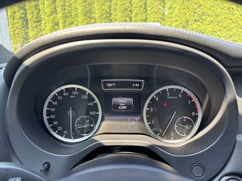 Used 2019 INFINITI QX30 AWD w/ Proassist Package image 21