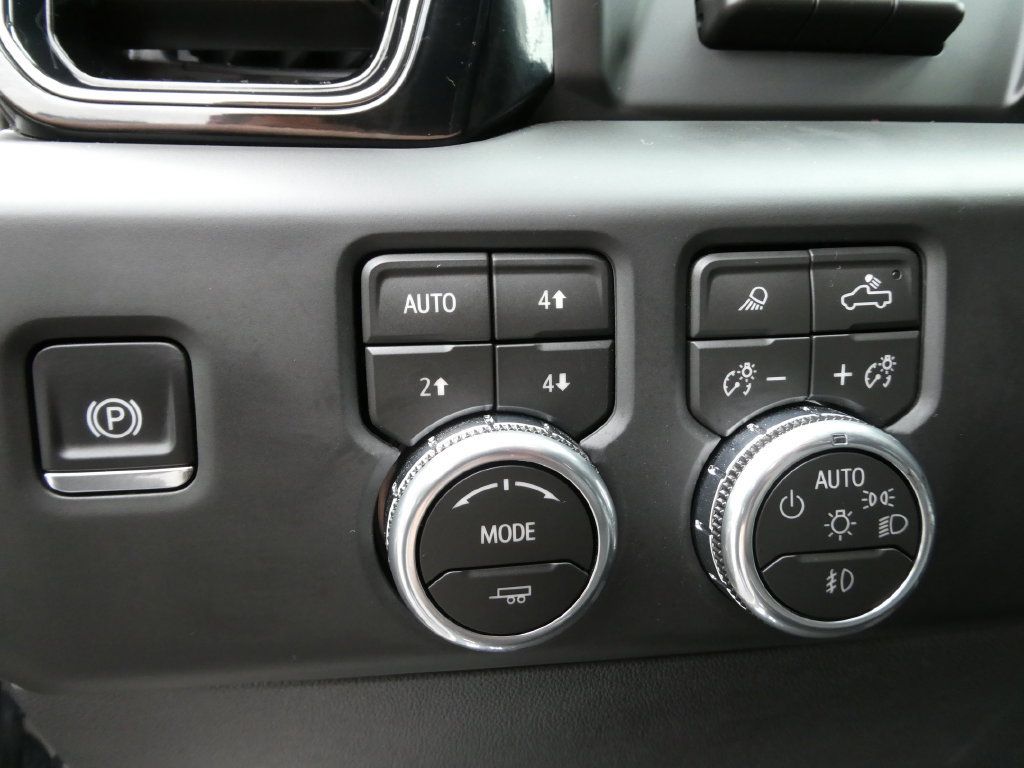 Used 2026 GMC Sierra 1500 AT4X AWD/4WD image 26