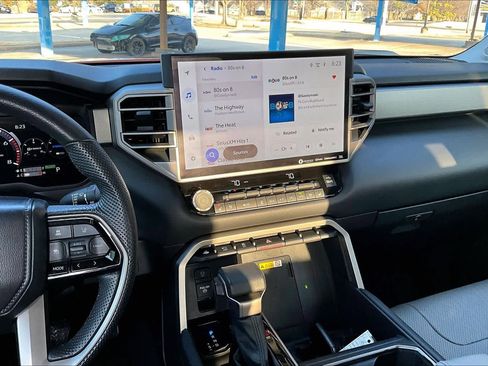 Used 2024 Toyota Tundra Limited image 7