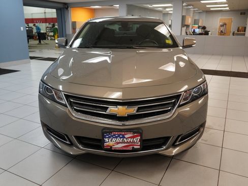 Used 2019 Chevrolet Impala LT w/ LT Convenience Package image 15