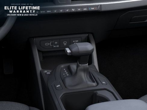 New 2026 Kia K4 FWD image 24
