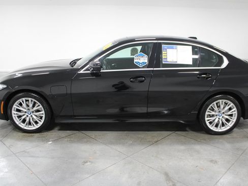 Used 2024 BMW 330e image 6