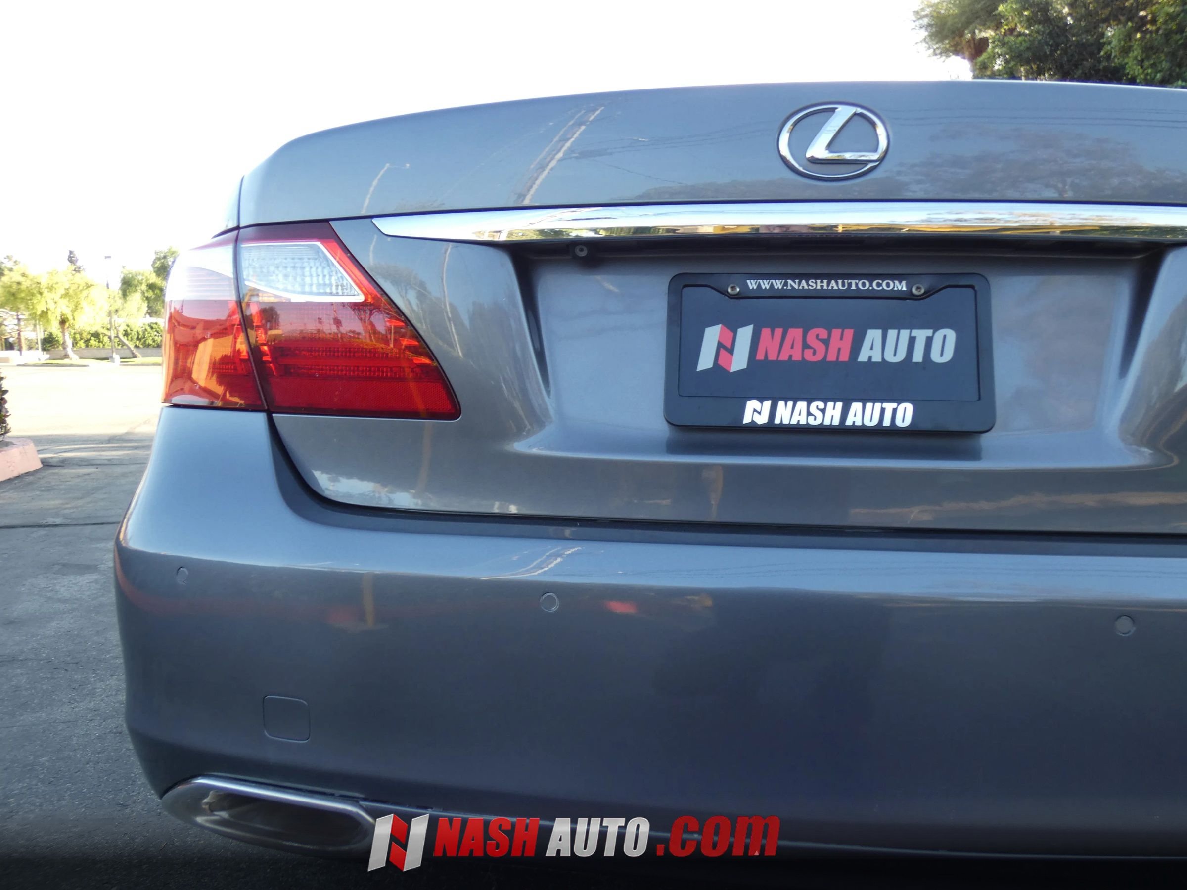 Used 2012 Lexus LS 460 w/ Luxury Value Edition RWD image 11
